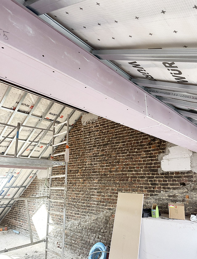 IRC Rénovation - Etterbeek — Rehausse école