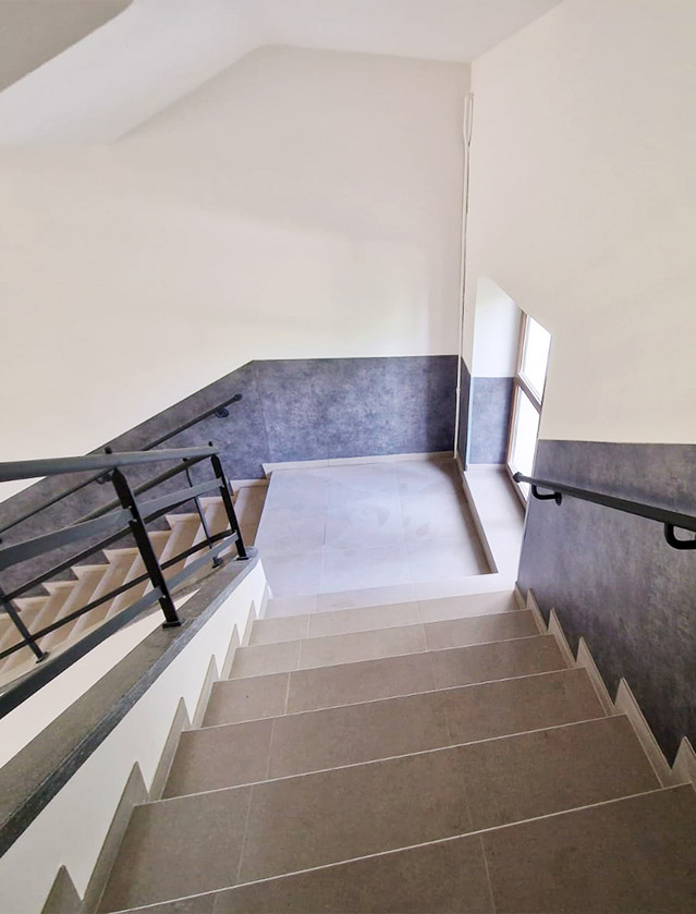 IRC Rénovation -  Sacré-Cœur — Cage d’escalier