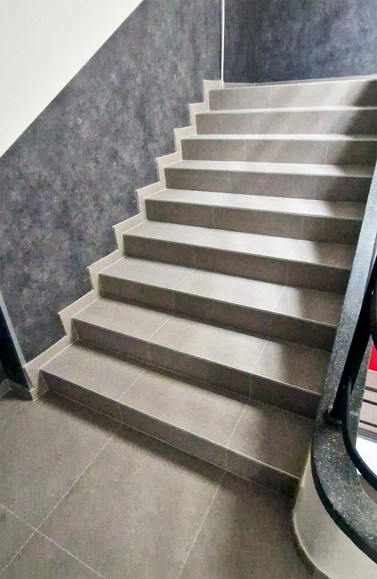 IRC Rénovation -  Sacré-Cœur — Cage d’escalier